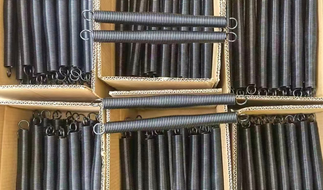 Tension Springs.jpg Tension Springs.jpg