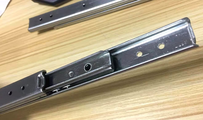 Telescopic Slide Rails.jpg Telescopic Slide Rails.jpg